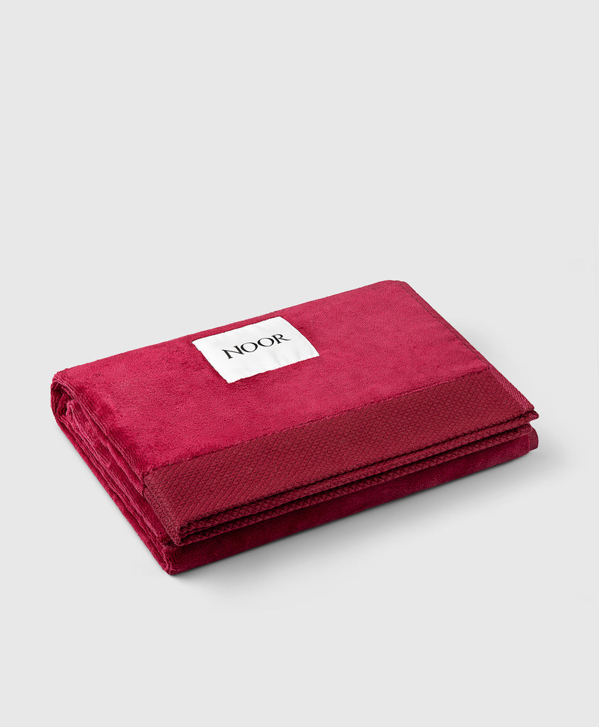 Eli Noor Velour Jacquard Beach Towel